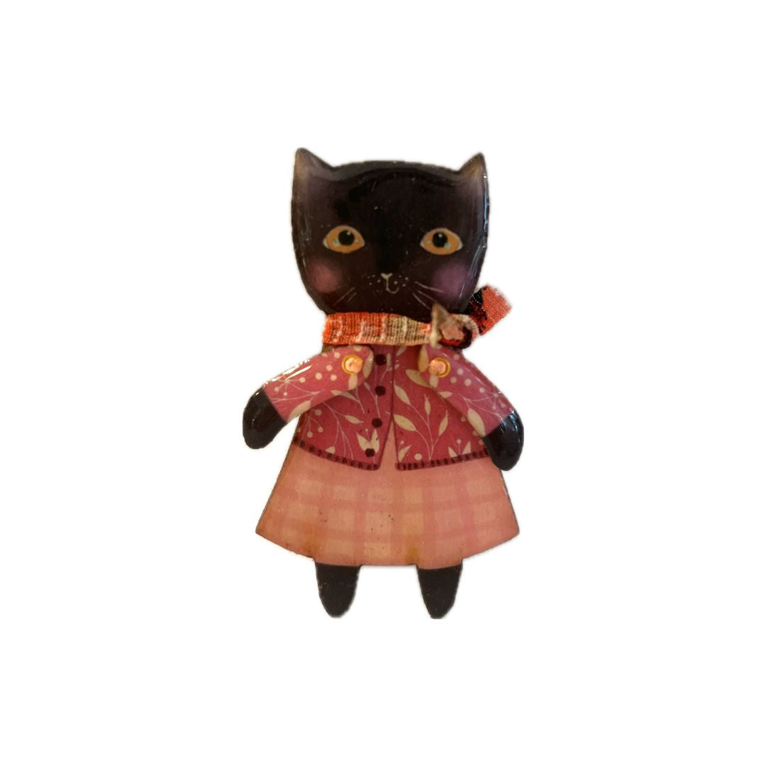 Spilla in legno gattina