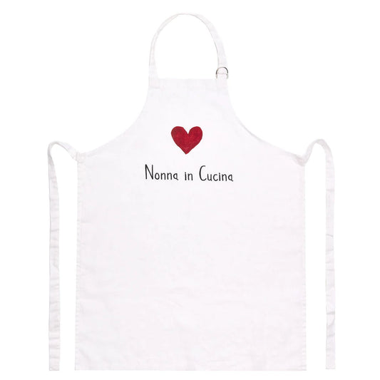 Grembiule nonna in cucina