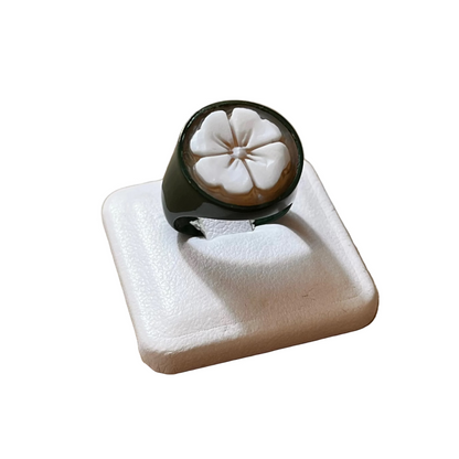 Anello cammeo quadrifoglio
