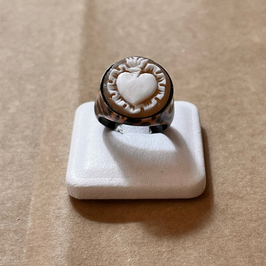 Anello cammeo Cuore Sacro
