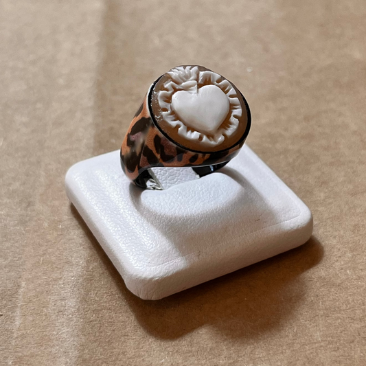 Anello cammeo Cuore Sacro